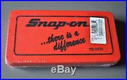 BRAND NEW SEALED Snap on Tools 41 Piece SAE TAP AND DIE SET TD2425