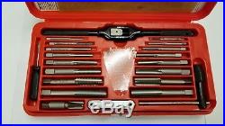 BRAND NEW Snap on Tools 41 Piece SAE TAP AND DIE SET TD2425