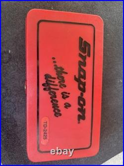 For SNAP ON 41 PIECE SAE TAP & DIE SET TD2425 NEW Open Box