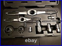 GEARWRENCH 11 Pc. Ratcheting Tap & Die Drive Tool Set 82807 NEW In case