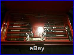 Matco Tools Automotive Sae. Tap & Die Set In Red Case 42 Piece 606td