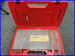 NEW SNAP ON TDTDM500A 76-piece Tap and Die Set METRIC & SAE with Carry Case
