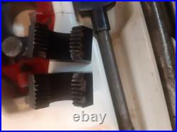 Pipe tap and die set in a metal case