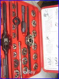 Snap-On Tools 41Pc Tap and Die Set in Case TD2425