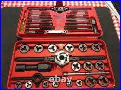 Snap On Tools 42 Pc Tap & Die Set TD-2425 Complete with Double Hex Adjustable Dies