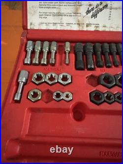 Snap On Tools RTD42 Tap & Die Rethreading Set in Case Threading Tool InComplete