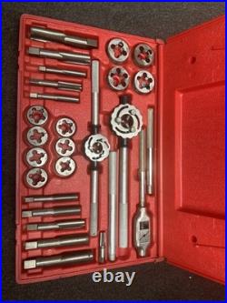 Snap-on TD9902A 25 Piece Tap & Die Set SAE 1/4 To 1 Coarse & Fine Tool Set