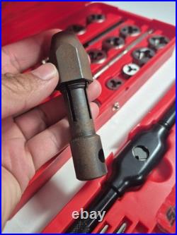 Tap And Die Set Snap-On Tools USA TD-2425 with Double Hex & Red Case