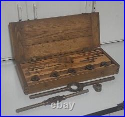 Vintage AMT. & D. CO. Tap & Die Original Dovetail Wood, PATENED October 19 1897