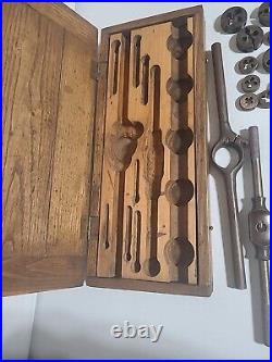 Vintage AMT. & D. CO. Tap & Die Original Dovetail Wood, PATENED October 19 1897