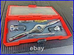 #as875 NEW Snap on 7pc Tap and Die Drive Tool Set